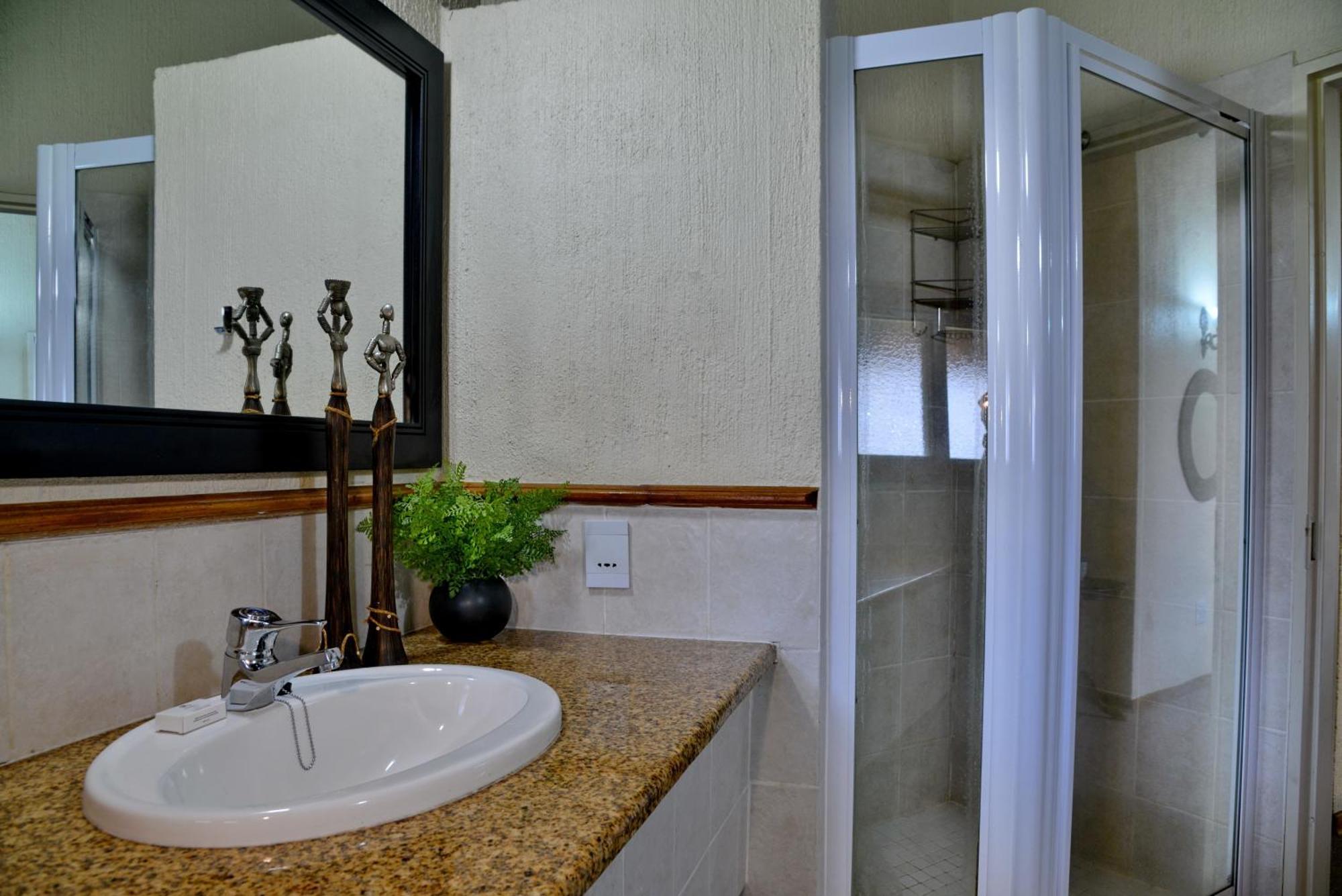 Cambalala - Luxury Units - In Kruger Park Lodge - Serviced Daily, Free Wi-Fi Hazyview Zewnętrze zdjęcie